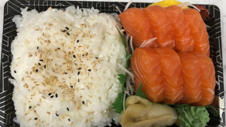 G1. Salmon Sashimi Don