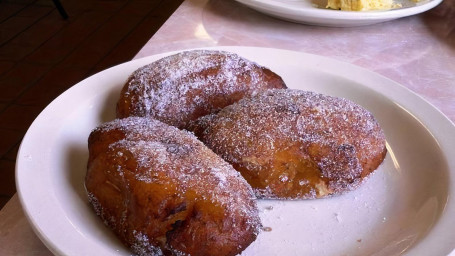 3 Empanadas Salvadoreñas