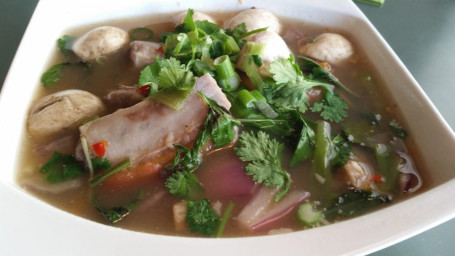 Tom Zabb With Soft-Bone Pork (Soup)