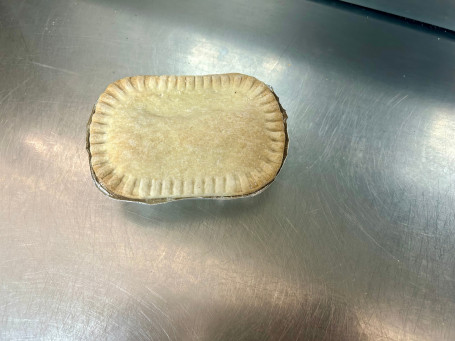 Holland's Steak Pie