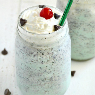 Milkshake À La Menthe Et Aux Pépites De Chocolat