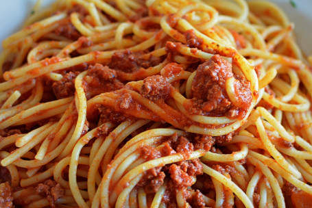 Spaghettis À La Sauce