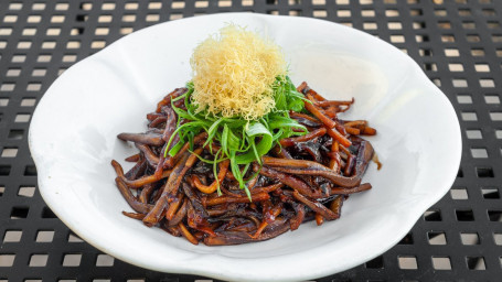 B15. Shanghai Style Sauteed Water Eel