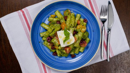 Spinach Gnocchi Con Salmone