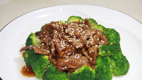 Xī Lán Huā Niú Ròu Beef W/ Broccoli In Oyster Sauce