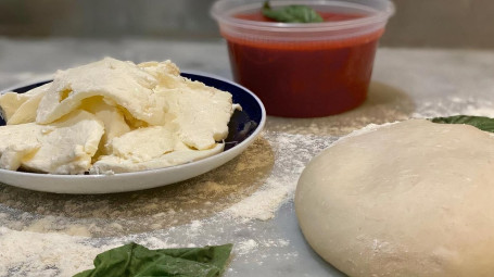 Bake Your Pizza Margherita Home