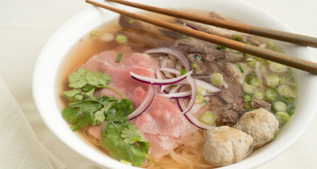 P1. House Special Pho