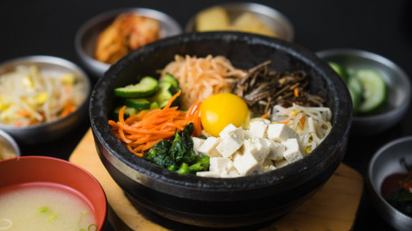 Tofu Vegetables Stoneware Bibimbap