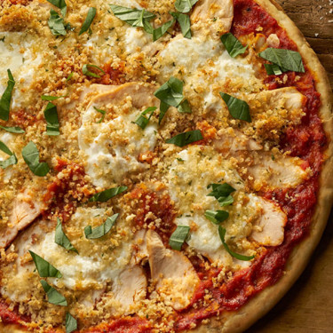 Pizza Au Poulet Parm