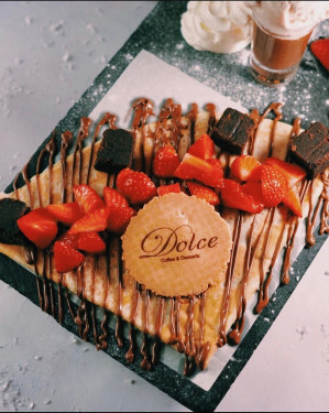 QUITE THE DOLCE THING CREPE