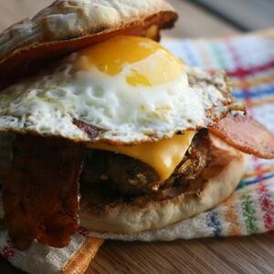 Le Burger Petit-Déjeuner