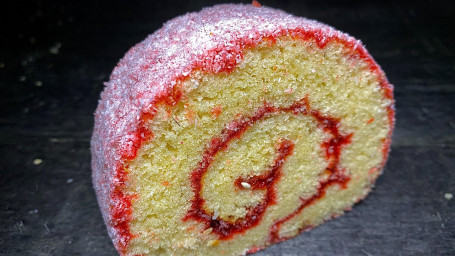 Nino Envuelto Strawberry Swiss Roll