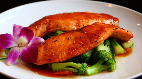 5. Salmon Hibachi