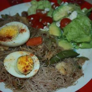 Riz Frit Avec Viande Et Poivron