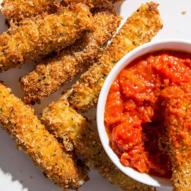 Mozzarella Sticks (6 Pièces)