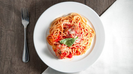 Spaghetti With 2 Meatballs Tomato Sauce