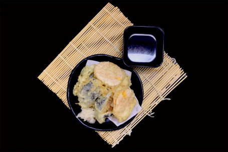 33. Yasai Tempura (Vegetarian)