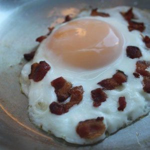 2 Oeufs Au Bacon