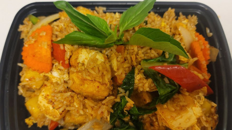 R.4 Red Curry Fried Rice Dinner
