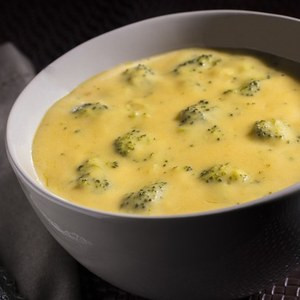 Bouchées De Brocoli Au Cheddar