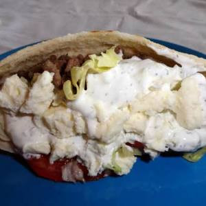 Sandwich Au Gyro De Boeuf