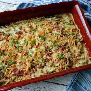 Tot De Casserole De Pommes De Terre Râpées