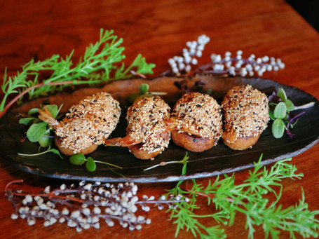 [8333] Phoenix Sesame Prawn On Toast (4 Pcs) Zhī Má Fèng Wěi Xiā