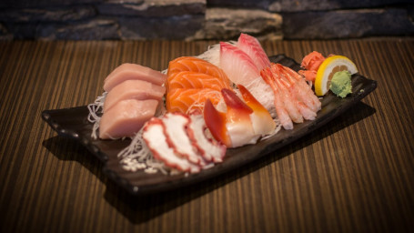 Assorted Sashimi (20)