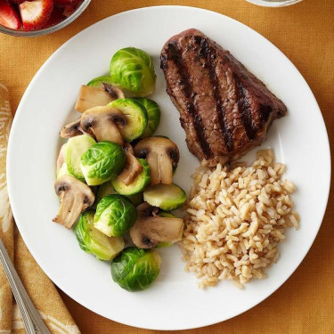 Dîner De Pointe De Steak