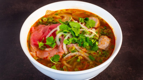 S5. Spicy Hue Style Noodle Soup Bun Bo Hue Shùn Huà Niú Ròu Lài Fěn