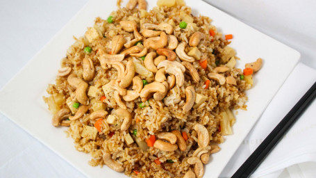 #66. Mock Chicken Fried Rice With Cashew Nuts Sù Jī Yāo Guǒ Chǎo Fàn
