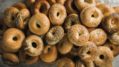 Baker Dozen (14 Bagels)