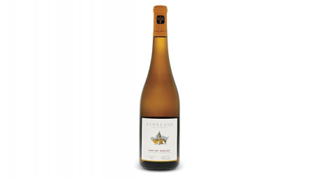 Vineland Estates Semi-Dry Riesling, 750Ml