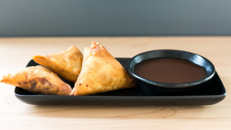 East African Indian Beef Samosa (3 Pcs)