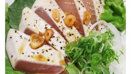 Tuna Tataki Sashimi (5 Pcs)