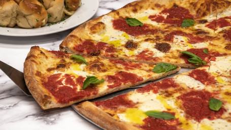 Margherita Pizza Combo (Includes Your Choice Of 12 Garlic Knots, Garden Salad Or 12 Zeppoles)