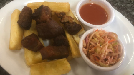 Yucca Con Chicharrón/Yucca With Pork Rinds