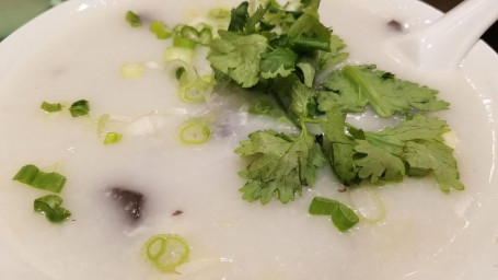 B6. Sliced Fish And Preserved Egg Congee