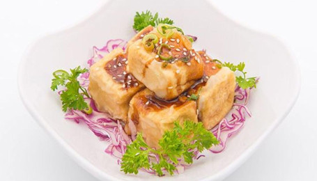 4.Deep Fried Tofu(6Pcs)