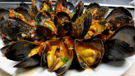 Mussels Possillipo With Red Sauce