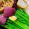 126. Sliced Pork With Vegetable On Rice Shí Cài Ròu Piàn Fàn