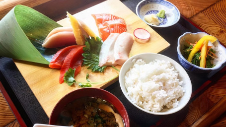 1 Sashimi Set Meal