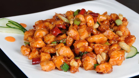 M4. Kung Pao Chicken