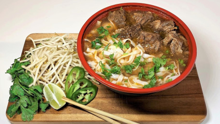 5 Beef Stew And Rice Noodles Niú Nǎn Fěn