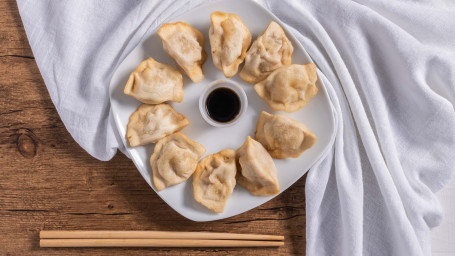 Chicken Dumplings 8 Pc