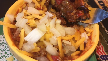Brewburger's Chili With Onions Cheddar