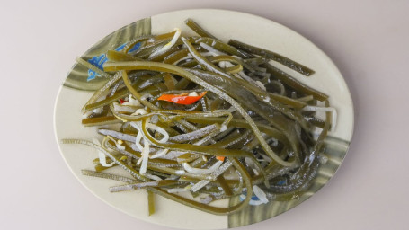 12. Seaweed, Bean Sprout With Sweet Sour Garlic Sauce Yá Cài Hǎi Dài