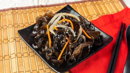 E8. Yáng Cōng Bàn Mù Ěr Black Fungus Onion