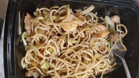 House Chow Mein Shén Jǐn Chǎo Miàn